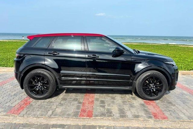 Second-hand 2017 Land Rover Range Rover Evoque 2.0 TD4 HSE for sale in Chennai