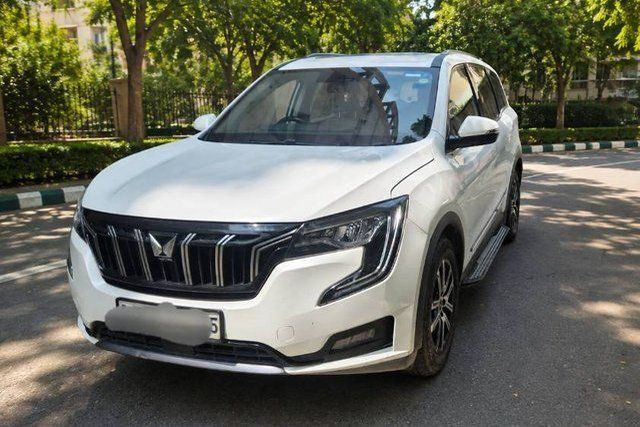 Second-hand 2021 Mahindra XUV700 AX7 AT BSVI for sale in Gurgaon