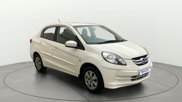 Honda Amaze S AT i-Vtech Second-hand 2014 Honda Amaze S AT i-Vtech for sale in Hyderabad