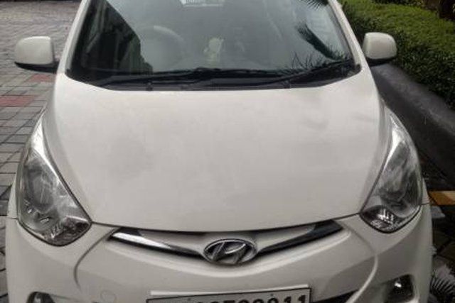Hyundai EON Sportz Second-hand 2014 Hyundai EON Sportz for sale in Kanpur