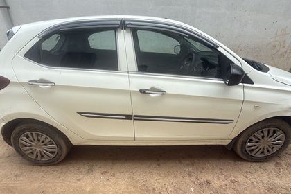 Used XE CNG