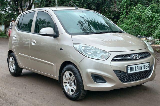 Second-hand 2011 Hyundai i10 Sportz for sale in Pune