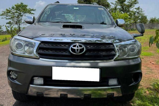 Second-hand 2010 Toyota Fortuner 3.0 Diesel for sale in Mumbai