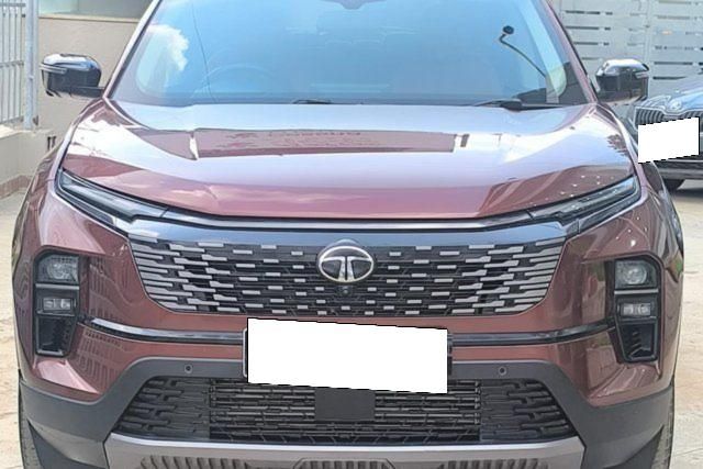 Second-hand 2024 Tata Safari Adventure Plus A AT for sale in Bangalore