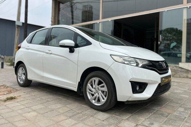Second-hand 2017 Honda Jazz 1.2 V AT i VTEC for sale in Bangalore