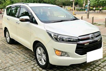 Used 2.5 ZX Diesel 7 Seater