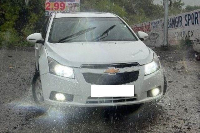 Chevrolet Cruze LTZ AT Second-hand 2011 Chevrolet Cruze LTZ AT for sale in Pune