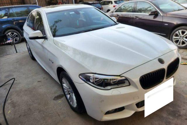 Second-hand 2017 BMW 5 Series 520d Luxury Line for sale in Gandhinagar