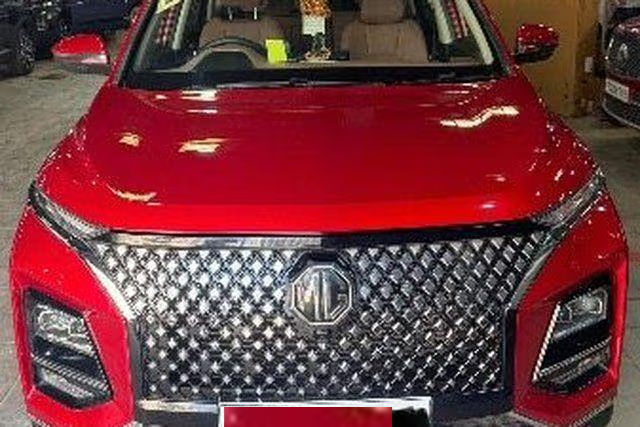 MG Hector Plus Savvy Pro CVT 7 Str 2023-2025 Second-hand 2024 MG Hector Plus Savvy Pro CVT 7 Str 2023-2025 for sale in Hyderabad