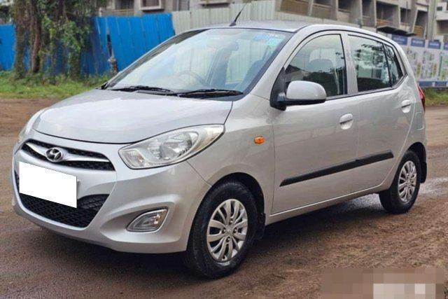 Hyundai i10 Sportz 1.1L Second-hand 2015 Hyundai i10 Sportz 1.1L for sale in Nashik