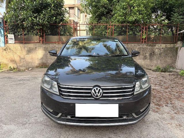 Second-hand 2012 Volkswagen Passat Diesel Comfortline 2.0 TDI for sale in Sangli