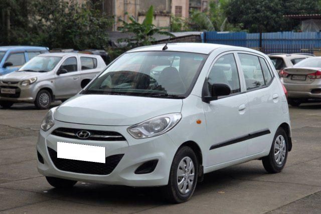 Hyundai i10 Magna Second-hand 2011 Hyundai i10 Magna for sale in Mira Road