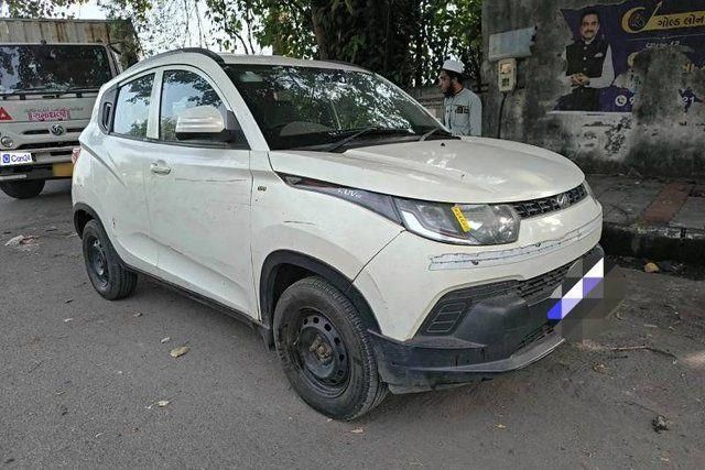Mahindra KUV 100 mFALCON D75 K4 5str Second-hand 2016 Mahindra KUV 100 mFALCON D75 K4 5str for sale in Surat