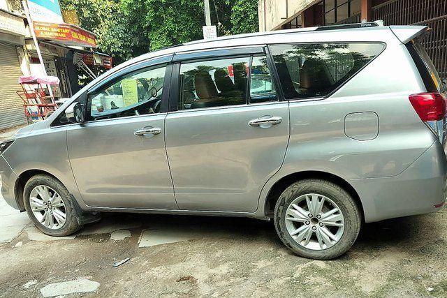 Second-hand 2018 Toyota Innova Crysta 2.8 ZX AT BSIV for sale in New Delhi
