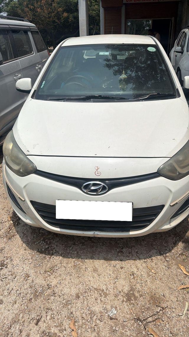 Hyundai i20 Magna Second-hand 2013 Hyundai i20 Magna for sale in Kalka