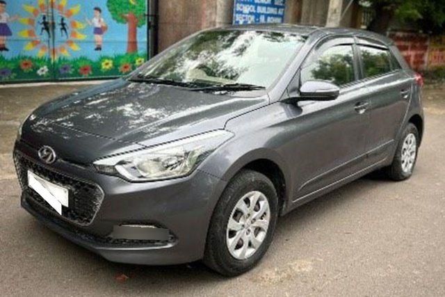 Hyundai i20 Sportz 1.2 Second-hand 2015 Hyundai i20 Sportz 1.2 for sale in Ballabhgarh