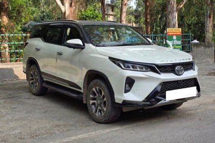Used Legender 4x4 AT 2023