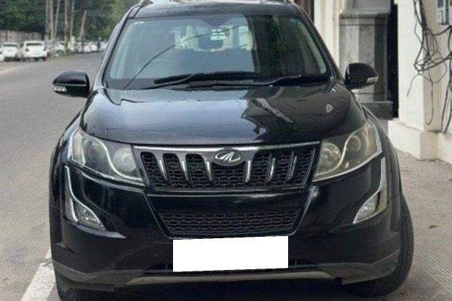 Mahindra XUV500 W6 2WD Second-hand 2017 Mahindra XUV500 W6 2WD for sale in Patiala