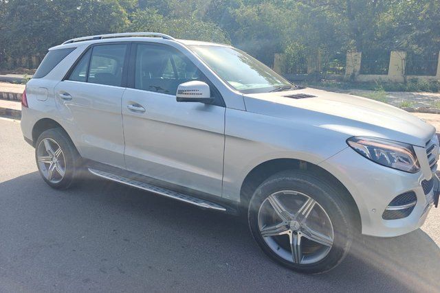 Mercedes-Benz GLE 350d Second-hand 2016 Mercedes-Benz GLE 350d for sale in New Delhi