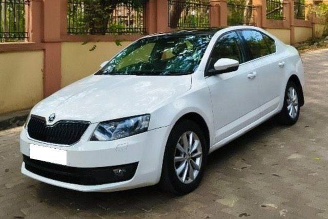 Skoda Octavia Elegance 1.8 TSI AT Second-hand 2015 Skoda Octavia Elegance 1.8 TSI AT for sale in Mumbai