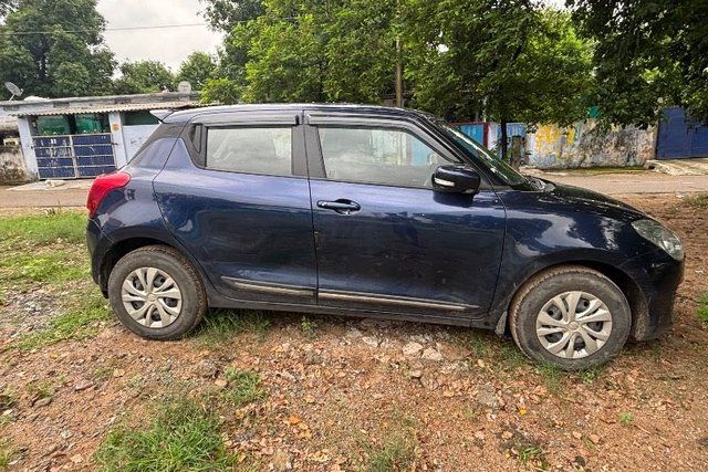 Maruti Suzuki Swift VXi AMT Second-hand 2026 Maruti Suzuki Swift VXi AMT for sale in Hyderabad
