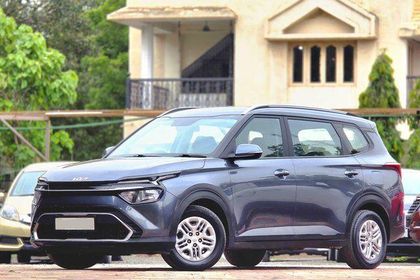2022 Kia Carens Prestige BSVI