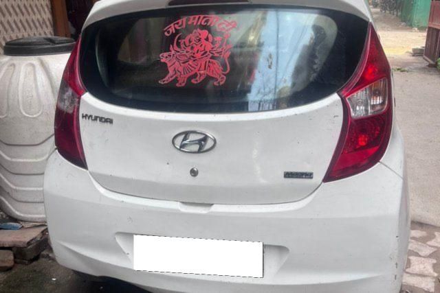 Hyundai EON Magna Plus Second-hand 2013 Hyundai EON Magna Plus for sale in New Delhi