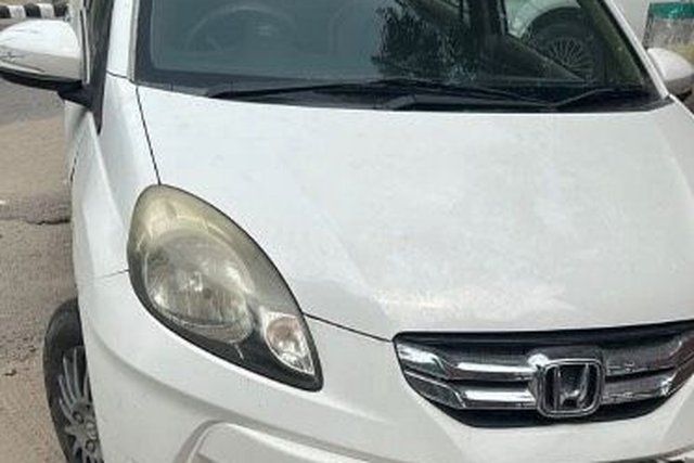 Honda Amaze S i-Dtech Second-hand 2015 Honda Amaze S i-Dtech for sale in Patiala