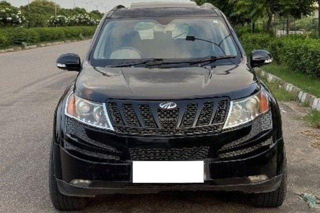 Second-hand 2014 Mahindra XUV500 Sportz for sale in Mohali