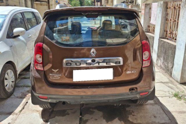 Renault Duster 85PS Diesel RxE Second-hand 2013 Renault Duster 85PS Diesel RxE for sale in Vadodara