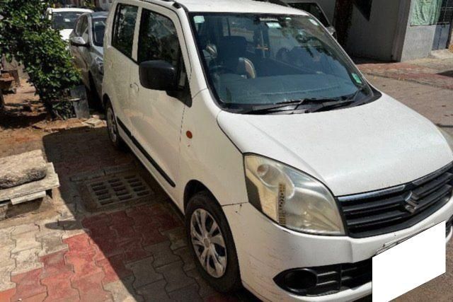 Maruti Suzuki Wagon R VXI BS IV Second-hand 2011 Maruti Suzuki Wagon R VXI BS IV for sale in Ahmedabad