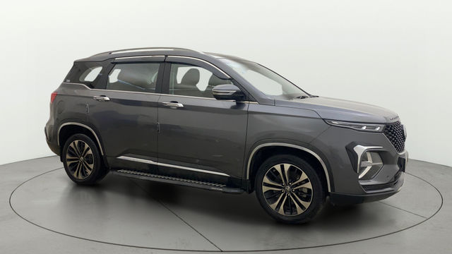 Second-hand 2022 MG Hector Plus Sharp CVT for sale in Hyderabad