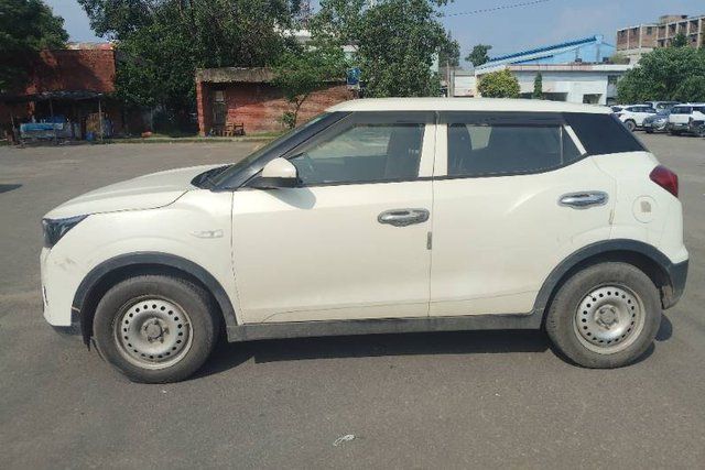 Mahindra XUV300 W4 BSVI Second-hand 2022 Mahindra XUV300 W4 BSVI for sale in Mohali
