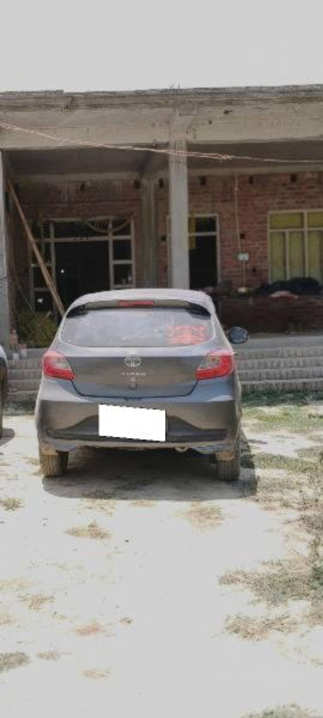 Tata Tiago XT CNG BSVI Second-hand 2022 Tata Tiago XT CNG BSVI for sale in Faridabad