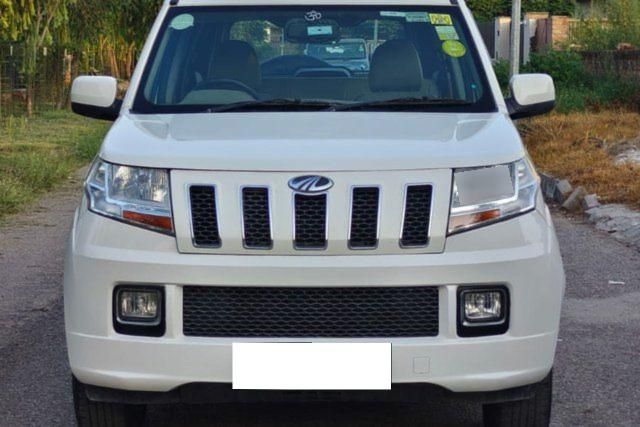 Mahindra TUV 300 T8 AMT Second-hand 2016 Mahindra TUV 300 T8 AMT for sale in Mohali