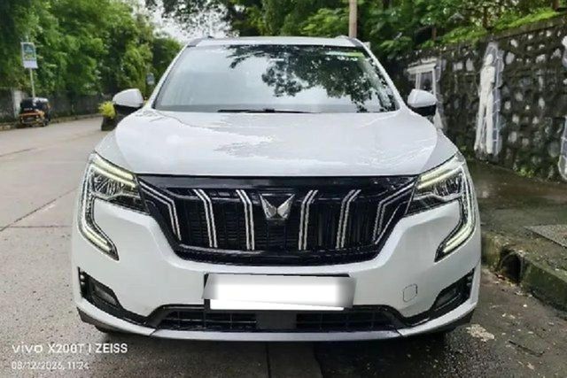 Second-hand 2024 Mahindra XUV700 AX7L 7Str Diesel AT for sale in Mumbai