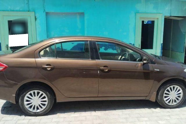 Maruti Suzuki Ciaz VDi Plus SHVS Second-hand 2016 Maruti Suzuki Ciaz VDi Plus SHVS for sale in Khurja