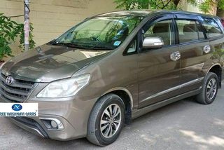 Used 2.5 VX (Diesel) 7 Seater BS IV