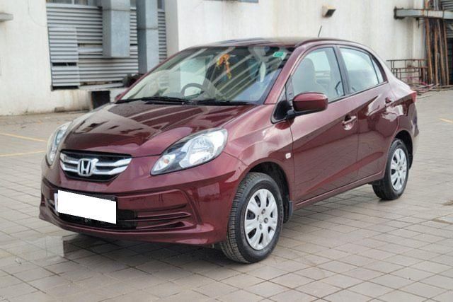 Honda Amaze S AT i-Vtech Second-hand 2014 Honda Amaze S AT i-Vtech for sale in Mumbai