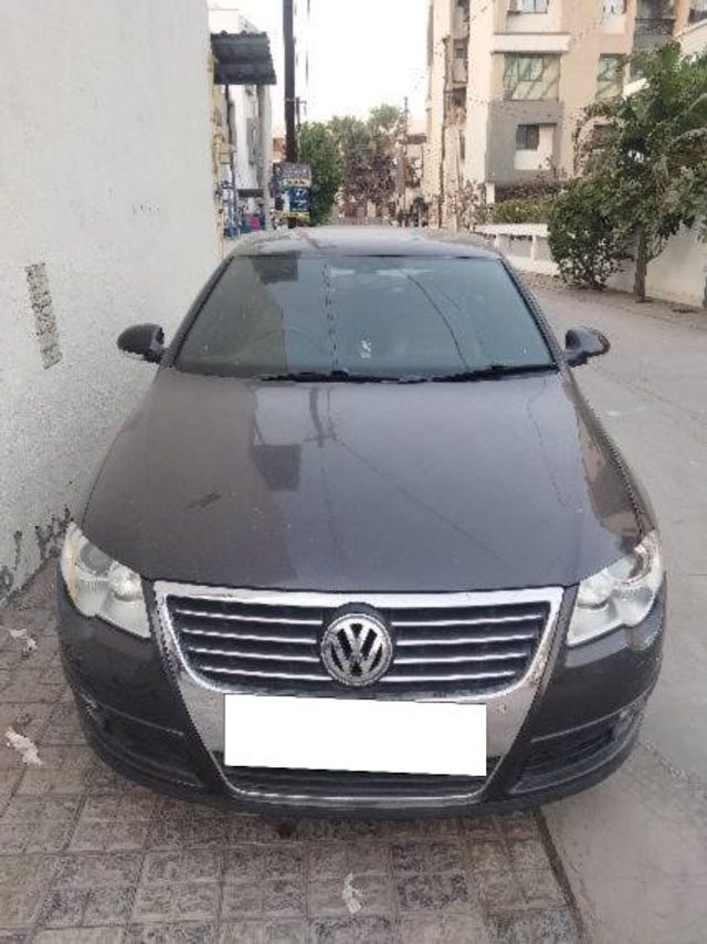 Volkswagen Passat 1.8 TSI MT Second-hand 2010 Volkswagen Passat 1.8 TSI MT for sale in Bharuch
