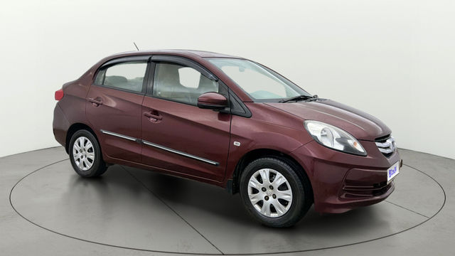 Honda Amaze S i-Vtech Second-hand 2015 Honda Amaze S i-Vtech for sale in New Delhi