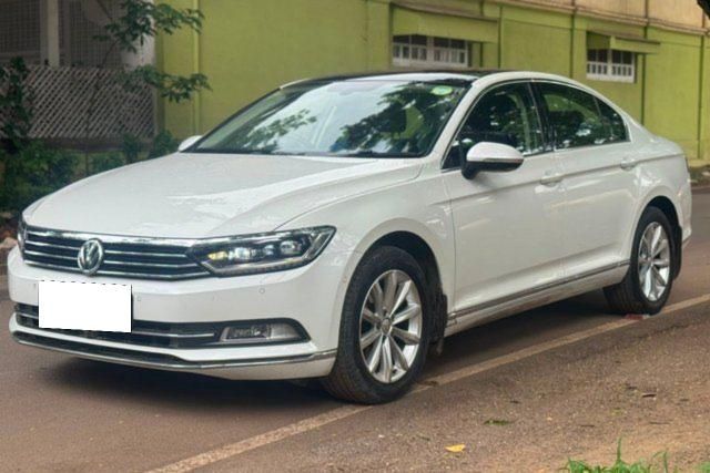 Volkswagen Passat 2.0 TDI AT Highline Second-hand 2018 Volkswagen Passat 2.0 TDI AT Highline for sale in Pune