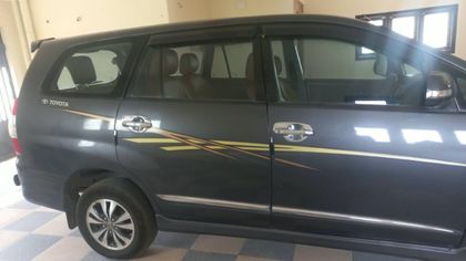 Used 2.5 VX (Diesel) 7 Seater