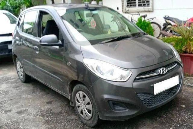 Hyundai i10 Magna Second-hand 2013 Hyundai i10 Magna for sale in Jaipur