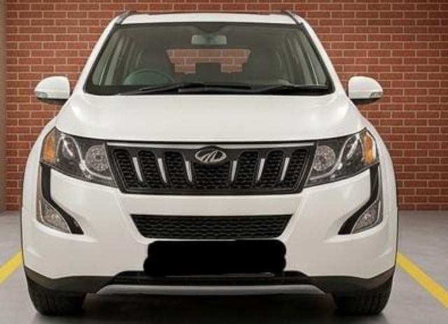 Mahindra XUV500 AT W9 2WD Second-hand 2018 Mahindra XUV500 AT W9 2WD for sale in New Delhi