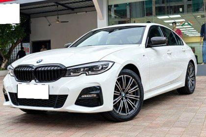 2022 BMW 3 Series 330i M Sport