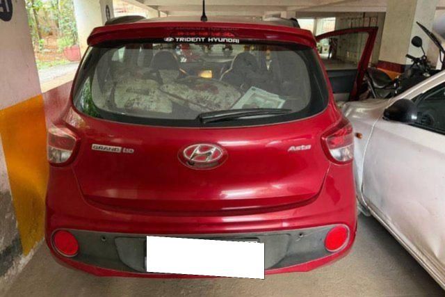 Hyundai Grand i10 1.2 Kappa Asta Second-hand 2018 Hyundai Grand i10 1.2 Kappa Asta for sale in Bangalore