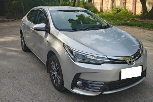 Toyota Corolla Altis 1.8 VL CVT Second-hand 2018 Toyota Corolla Altis 1.8 VL CVT for sale in New Delhi
