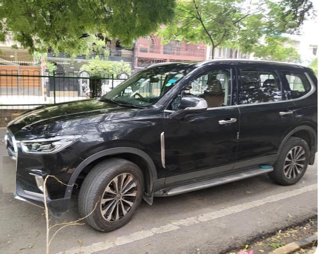Second-hand 2024 MG Gloster Savvy 4x2 7Str for sale in New Delhi
