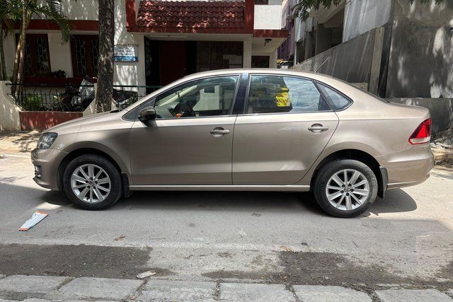 Second-hand 2017 Volkswagen Vento 1.2 TSI Highline AT for sale in Bangalore